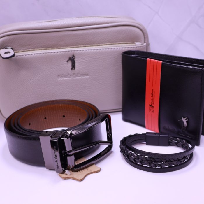 1 Gentleman’s Set in Light Gray