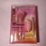 1 of the best Make-up Brush - Real Techniques - Image 2